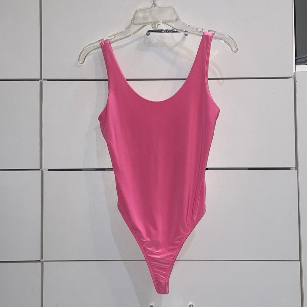 Neon pink high cut bodysuit EUPHORIA VIBE